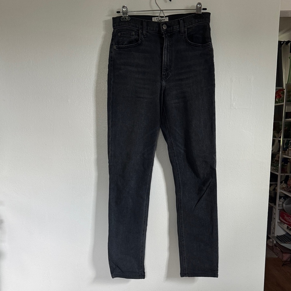 Reformation Roxy Jean - Avalon destroyed wash - size 27